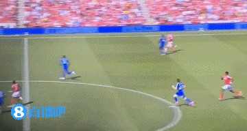 谈球吧体育app官网邮报:阿沃尼伊重伤事件引发越位规则重新审查,是否改规则还待定