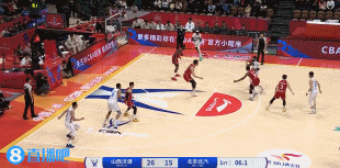 谈球吧体育官网入口弹无虚发！奥莫特半场4中4&三分2中2 拿下14分3篮板2助攻