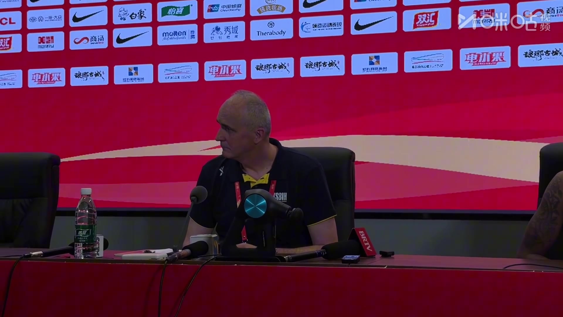 谈球吧官网登录入口波黑主帅盛赞张子宇：从没见过的优秀队员 在中国队起到主导作用